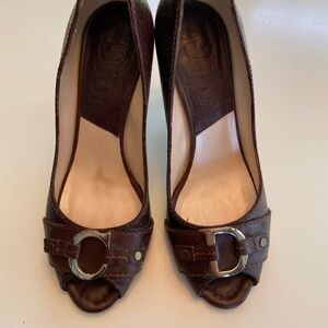 RARE Vintage Christian DIOR size 38 Women’s leather CD logo brown peep toe pumps